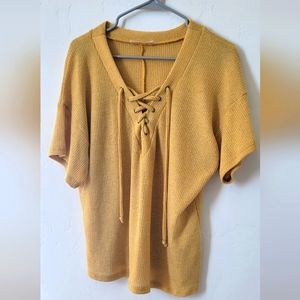 Boutique top, small, mustard color